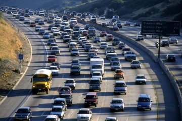 Les Etats-Unis durcissent les normes d’émissions des voitures pour passer à l’électrique