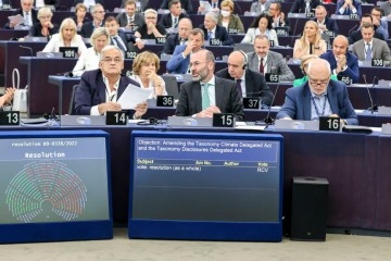 Le Parlement européen soutient le label « vert » pour les investissements dans le nucléaire et le gaz
