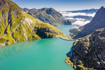 Ce lac suisse est aussi une immense batterie de 900 MW