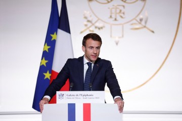 French government risks protest vote over EU power market reform