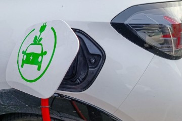 « Leasing social » : 90.000 pré-inscrits, la première voiture électrique à 100 euros par mois livrée