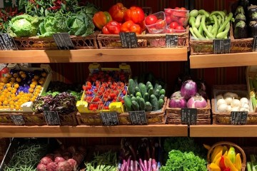 Pesticides : des « polluants éternels » toujours plus présents dans les fruits et légumes en Europe, dénoncent des ONG