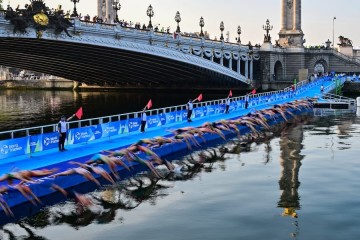 JO-2024/Seine: premier entraînement de triathlon annulé car l'eau est polluée