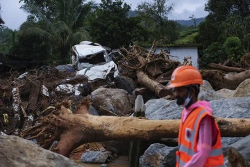 Study finds rains that led to deadly Indian landslides were made worse by climate change