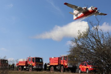 Comment la lutte des pompiers contre les incendies s'organise et fait face au dérèglement climatique