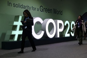 Climat: il est temps d’arrêter le « théâtre » à Bakou, presse l’ONU