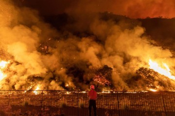 Thunderstorms and excessive heat fuel wildfires in California