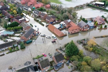 Boris Johnson to Hold Emergency Cobra Meeting Over Floods