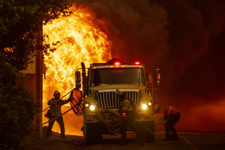En Californie, le plus vaste incendie de l’année progresse