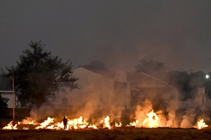 The farm fires helping to fuel India's deadly air